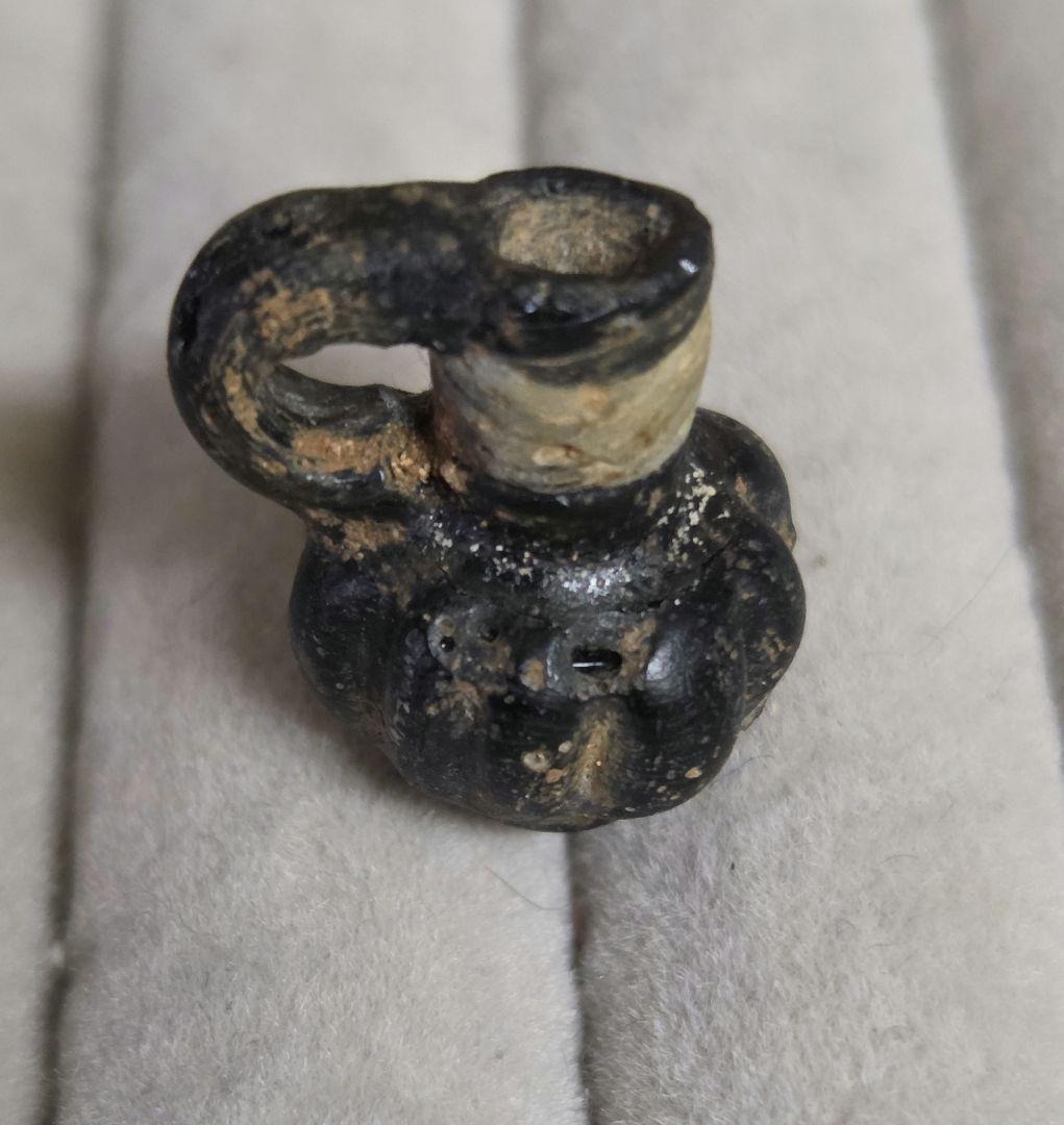 005　ビーズ　トンボ玉　容器玉　小さなガラス壺