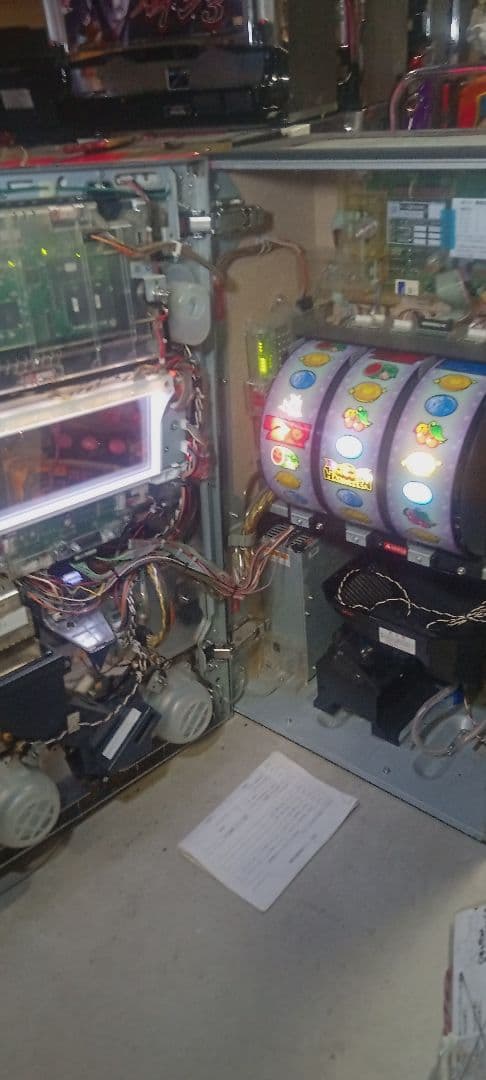 送料込　パチスロ　実機　マジカルハロウィン3 アミューズ　不要　家スロ