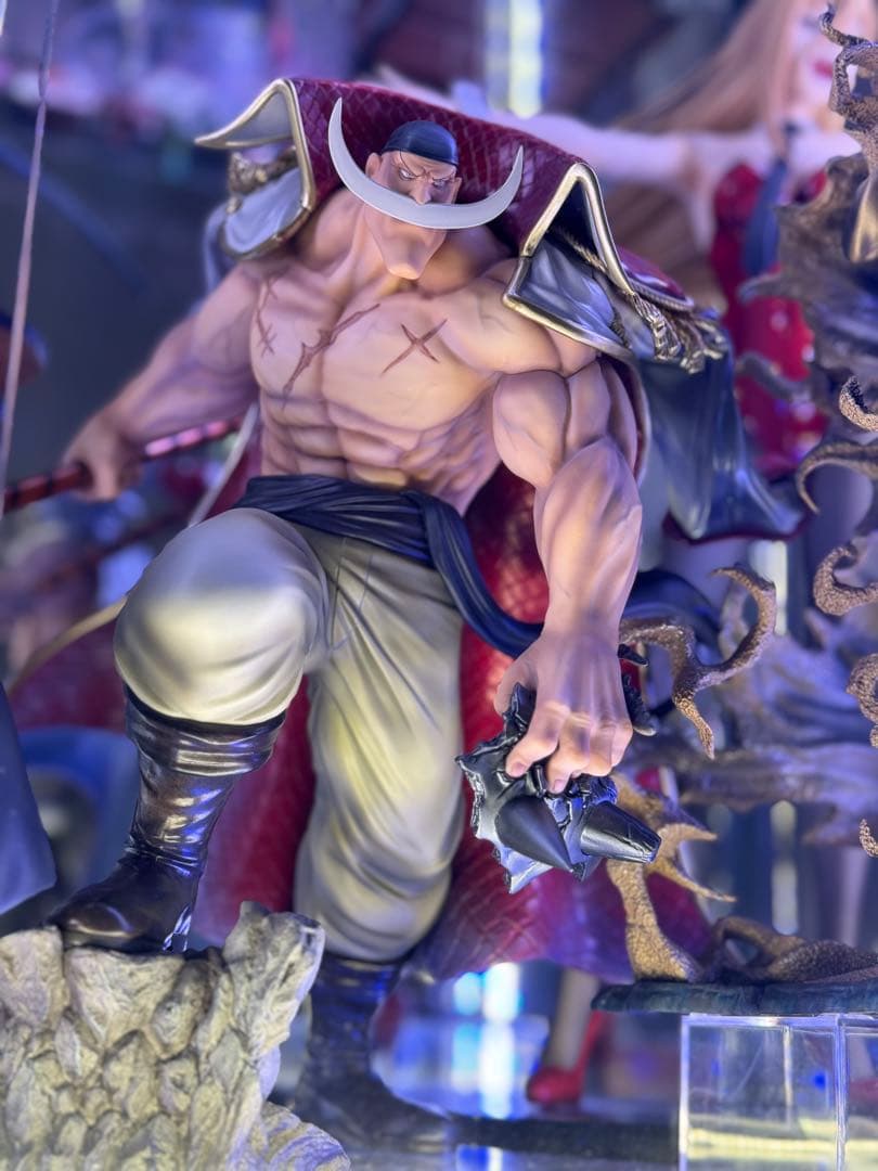 POP maximum 白ひげ　エドワード・ニューゲート