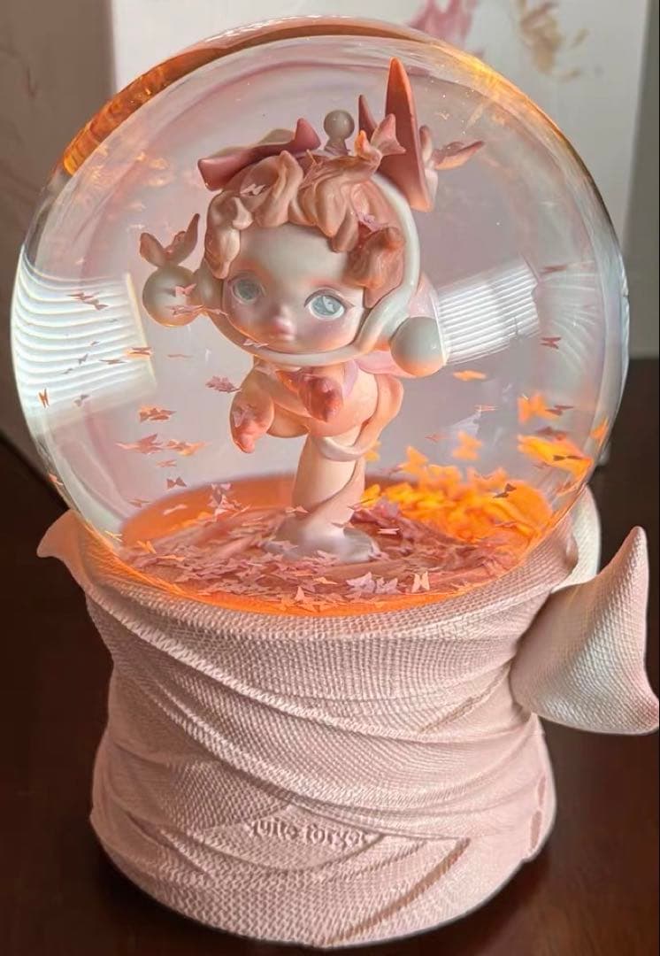 POPMART SKULLPANDA The Paradox クリスタルボール