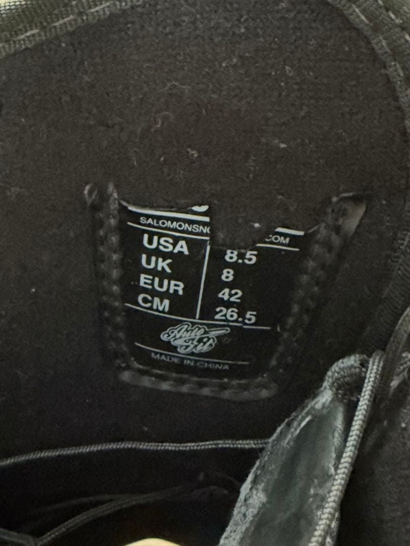 SALOMON スノーボードブーツ
