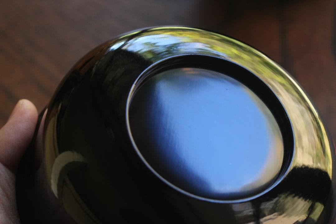 デッドストック！極上刷毛目黒漆に風情ある菊蒔絵の映える煮物椀2点（検京塗雑煮椀