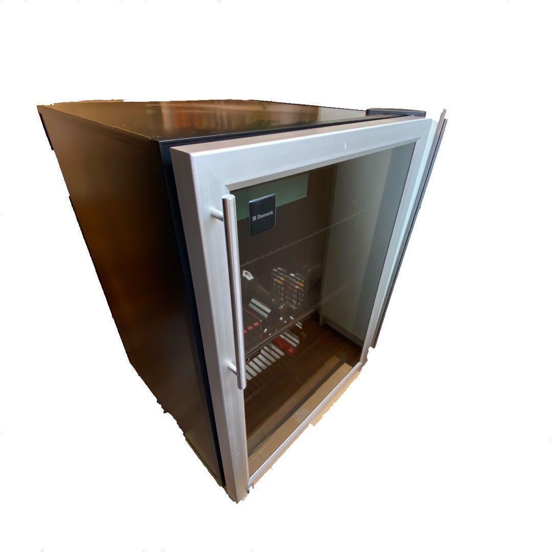 ドメティック ワインセラー サイレントカーブ 54本収納