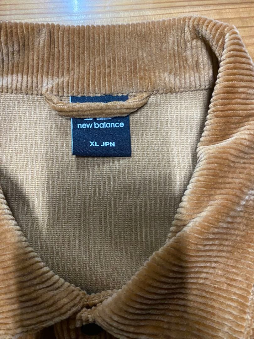 new balance コーデュロイセットアップ