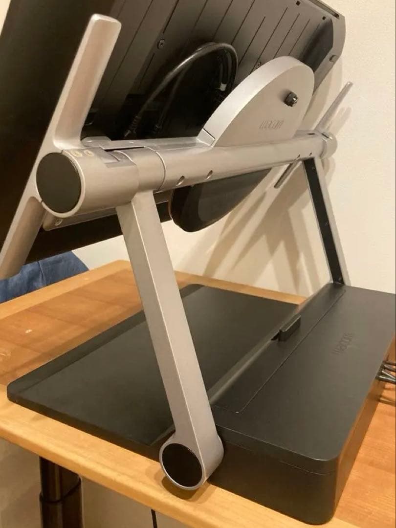 Wacom Ergo Stand (cintiq pro 24用)