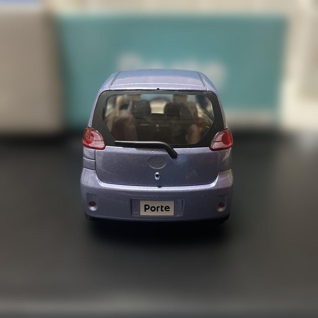 非売品　トヨタ　ポルテ　カラーサンプル ラベンダー　マイカ　メタリック