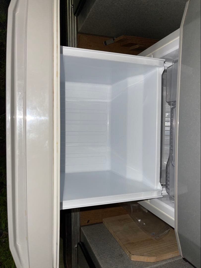 めるたかMitsubishi Electric シルバー冷蔵庫