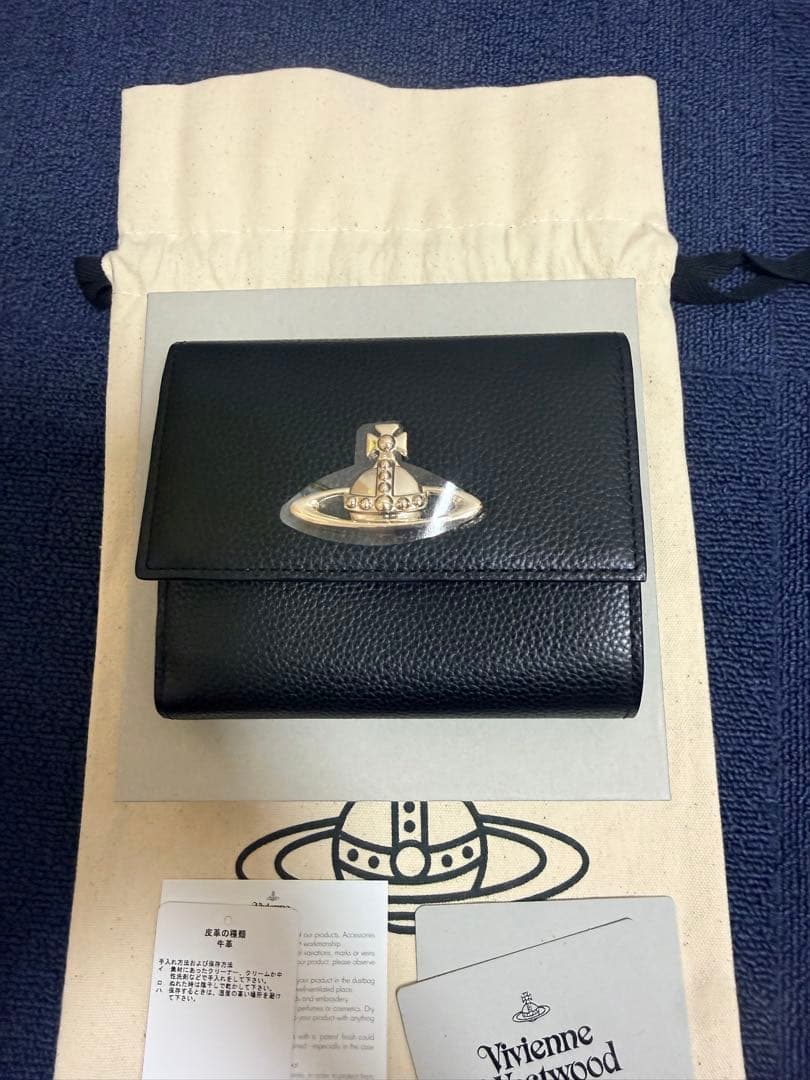 Vivienne Westwood EXECUTIVE ファスナー付き三つ折り