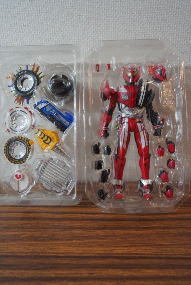 S.H.Figuarts ドライブ タイプトライドロン+タジャドルエタニティ