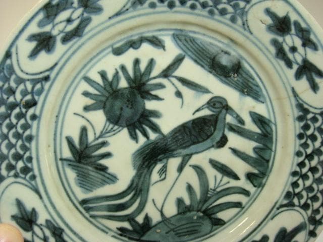 皿■孔雀紋 呉須染付 花唐草 中国 明～清 広東・福建省 古玩 唐物 時代物■