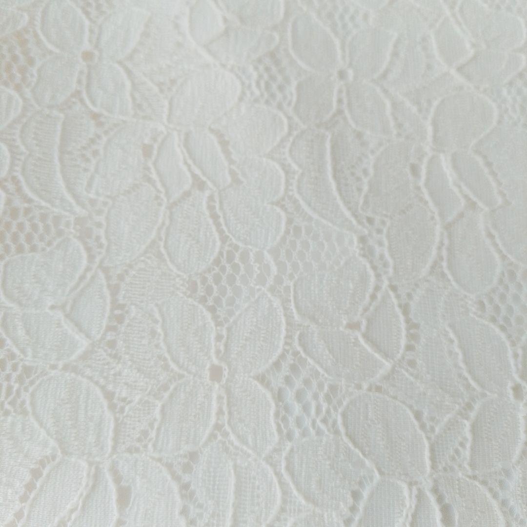 【試着のみ】ホワイトレース振袖 パールとフリルの重ね衿つき　成人式