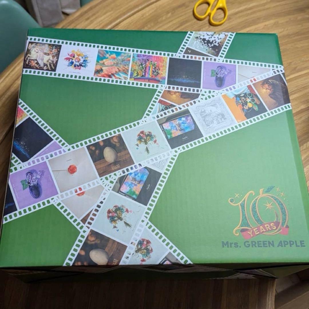 ミセスグリーンアップル MGA レコードプレーヤー