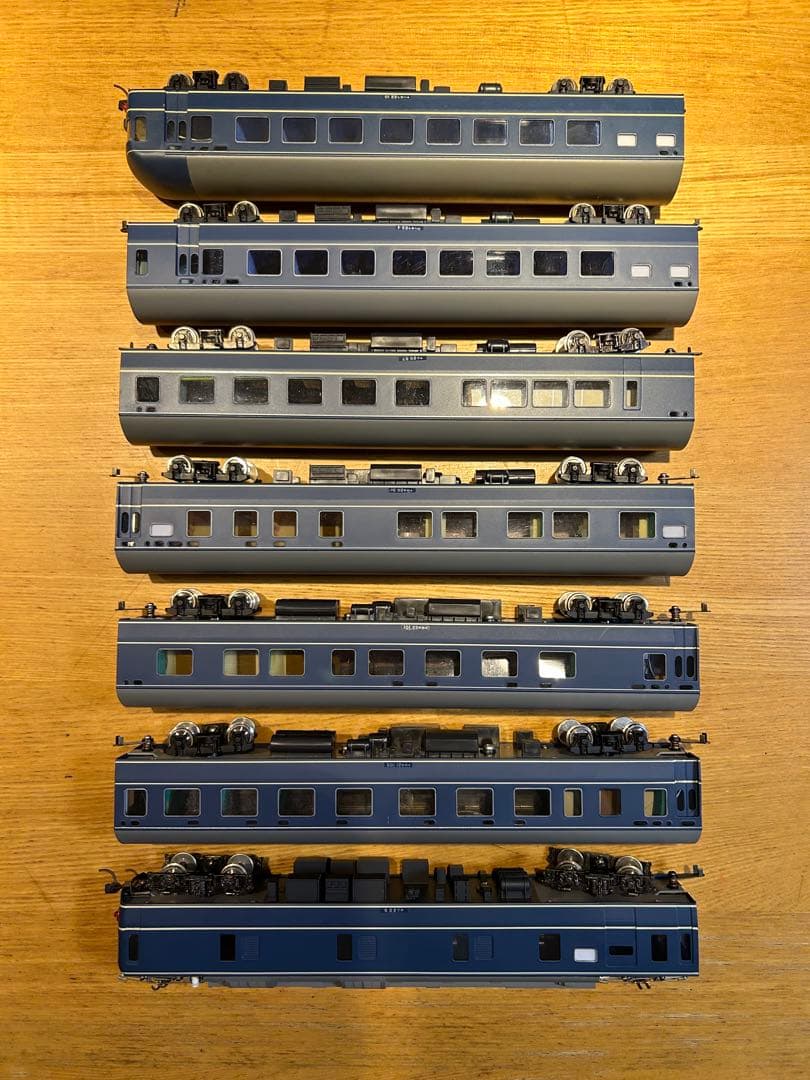 【金属製：内装付】KATSUMI HOゲージ鉄道模型20系ブルートレイン7両組