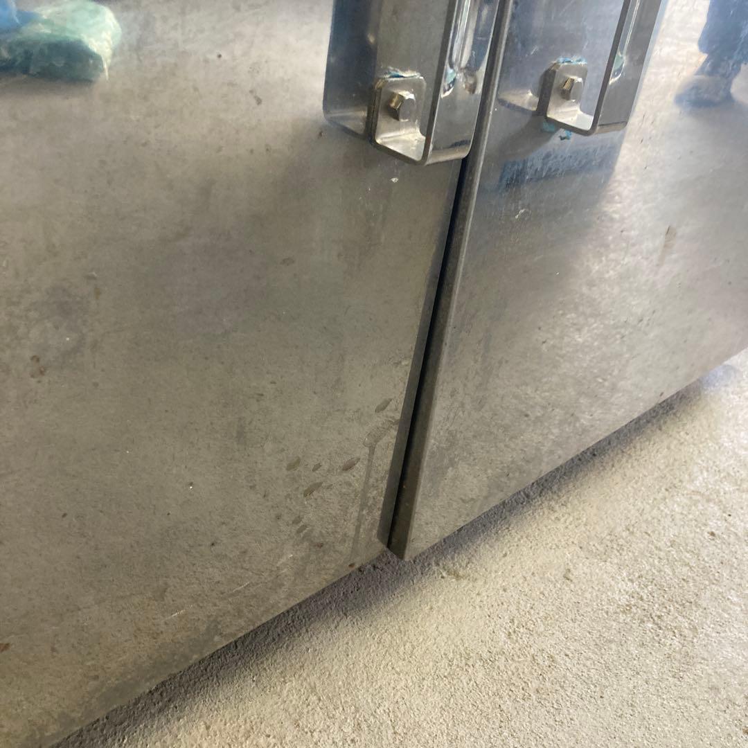 ステンレス製作業台 両開き扉付き