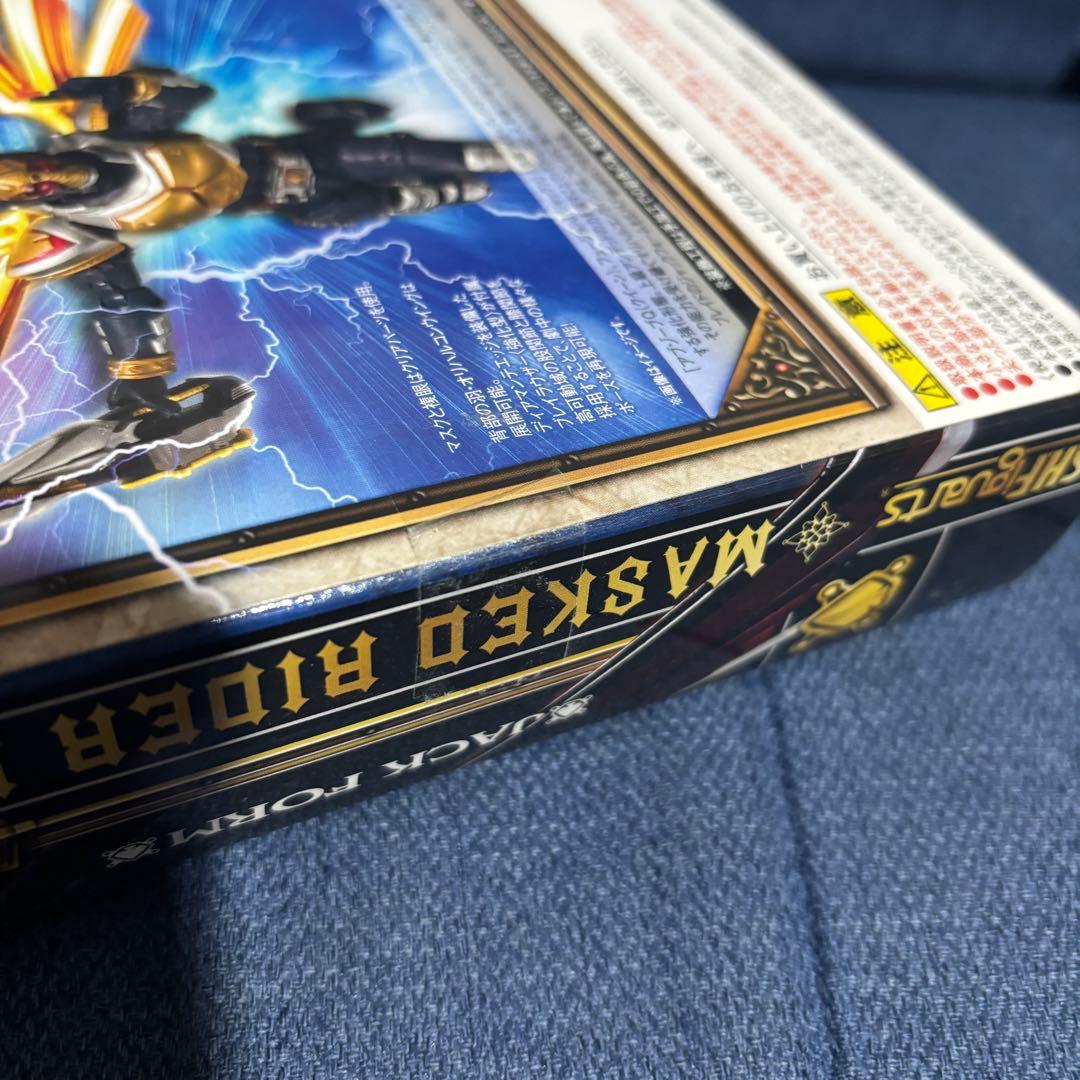 SHFiguarts 仮面ライダー カリス & ブレイドジャックフォーム