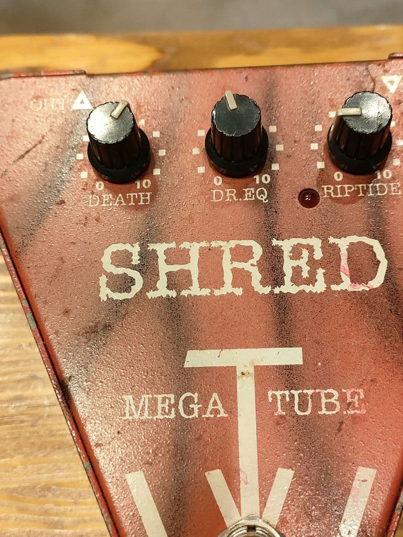 TUBE WORKS SHRED MEGA TUBE 真空管内蔵ディストーション