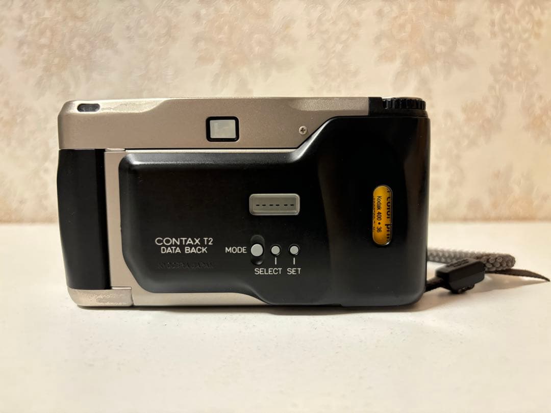 CONTAX T2 【動作確認済・データバック付・取扱説明書付き】