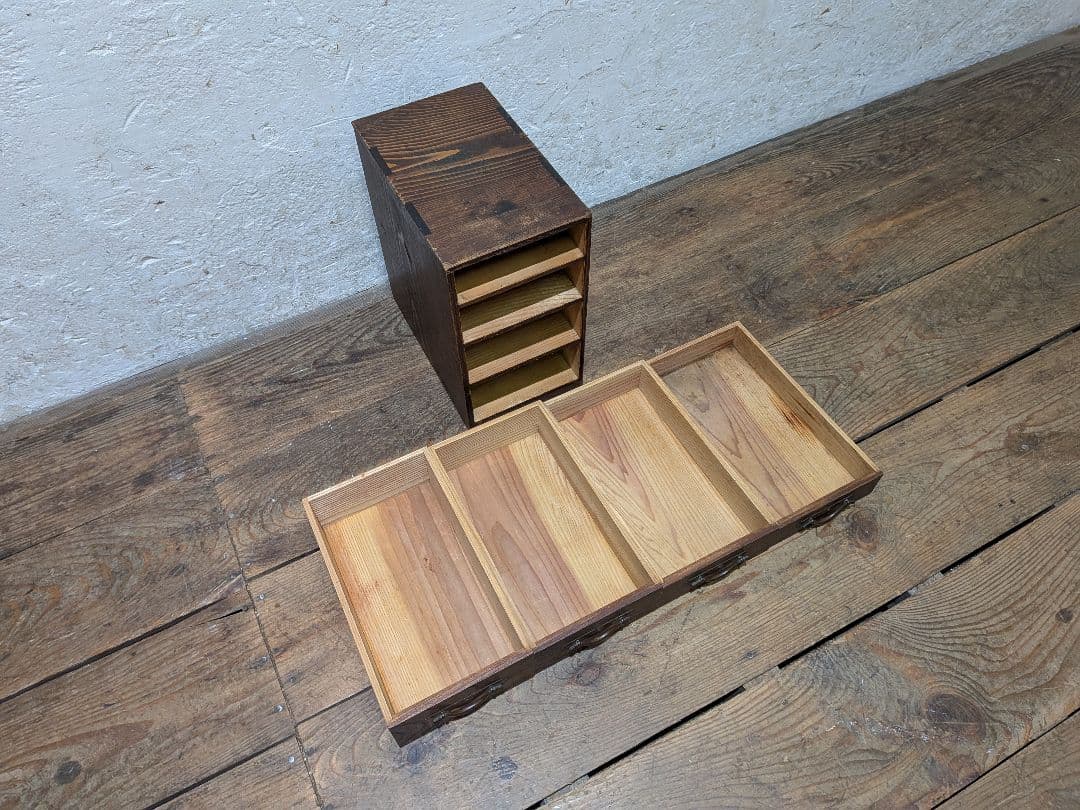 1115 アンティーク　小引き出し　収納棚　小物入れ　ケース　古家具　レトロ