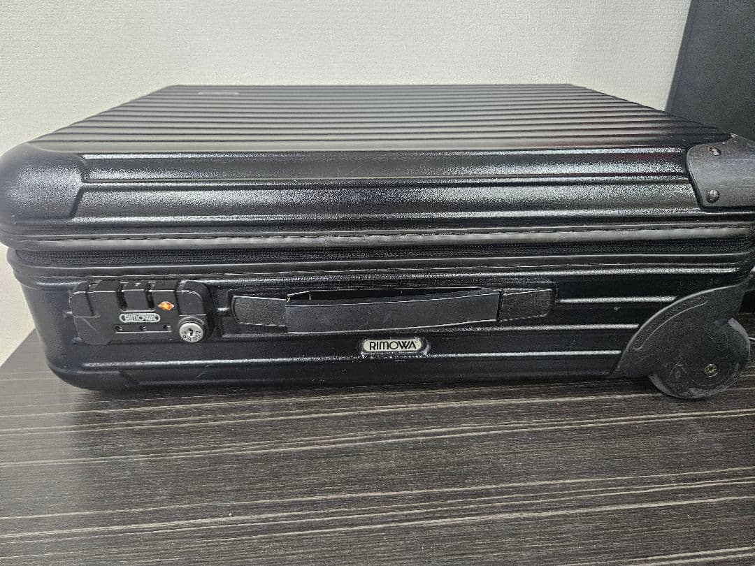 リモワ サルサ 85152 35リッター 2輪 BLACK廃盤品 キャリーケース