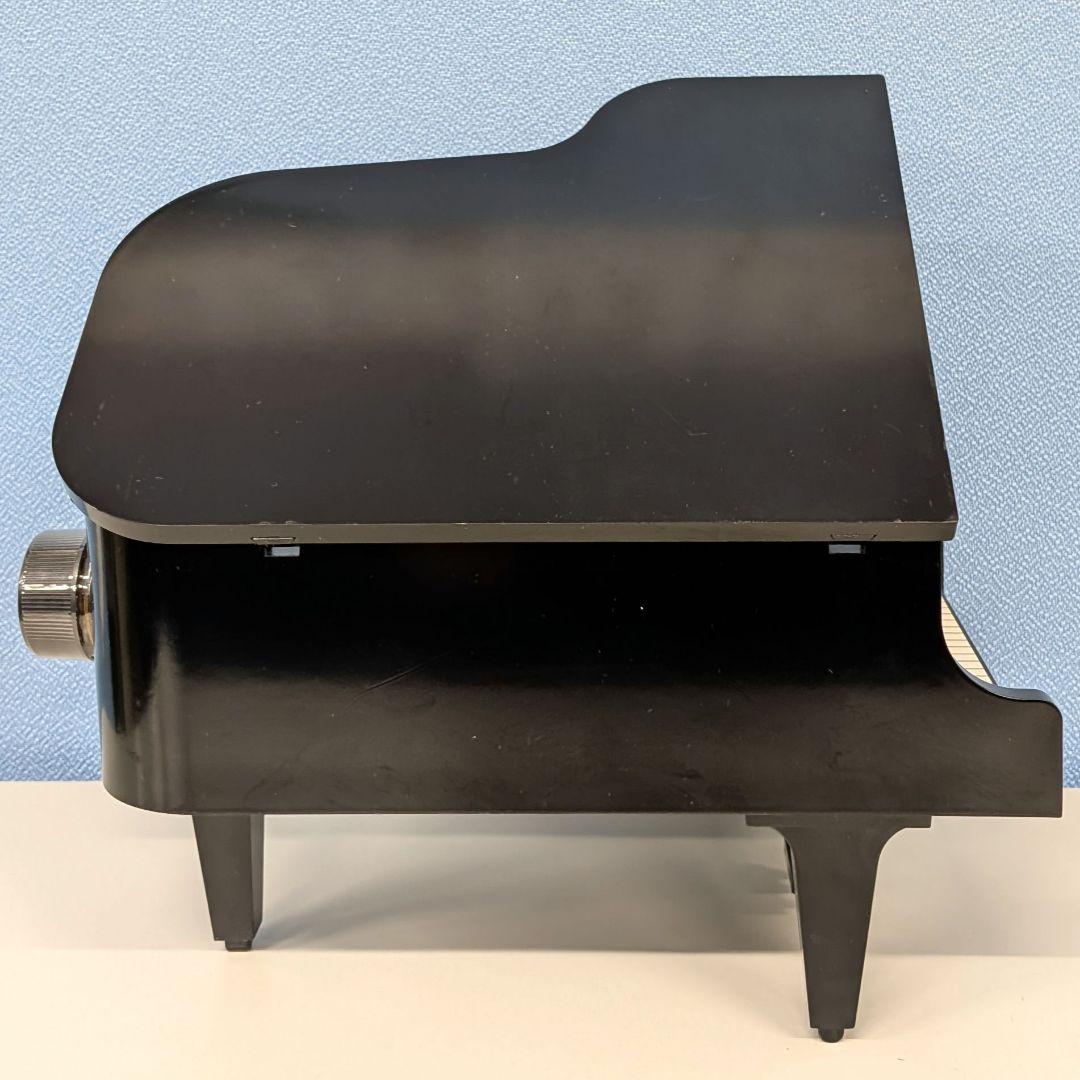 サントリーローヤル　ピアノ型ボトル　特級　従価税率適用　600ml 43％　箱無