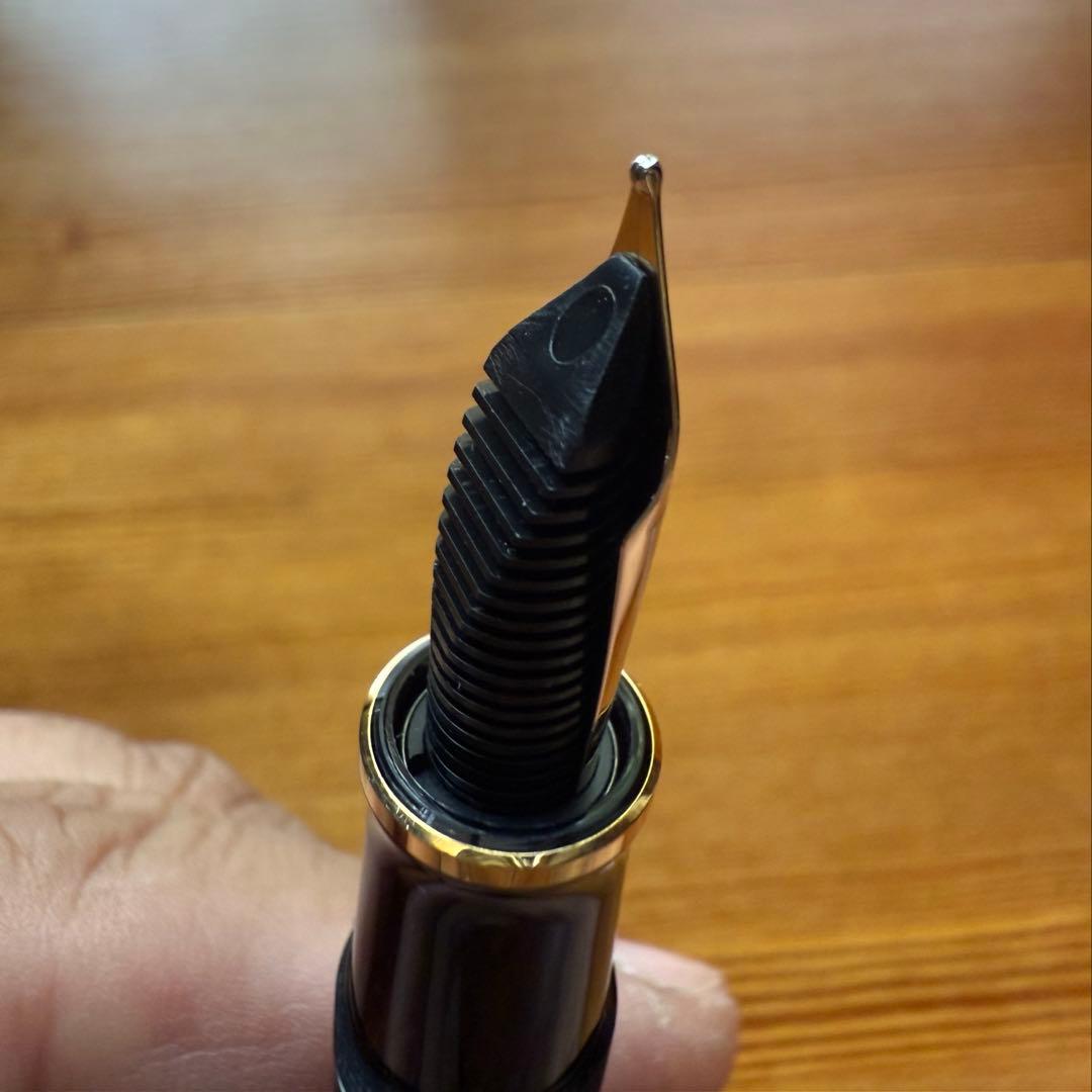 ペリカンスーべレーンM800・中字M・黒・未使用に近い・美品