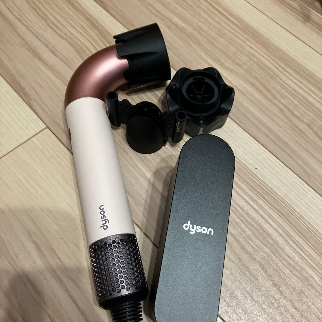 ダイソン　ヘアドライヤー セラミックピンク (HD17 VLP)