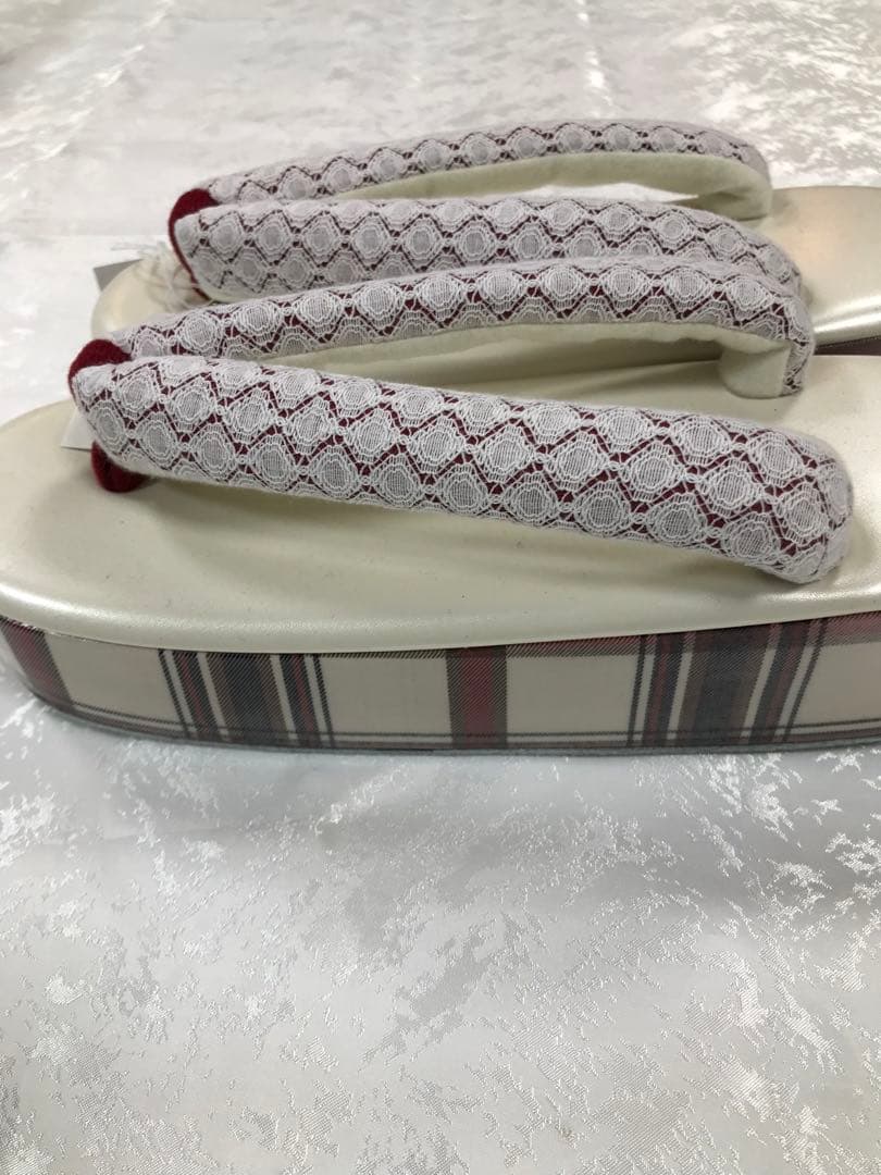 レース装飾草履とバッグセット　白×赤