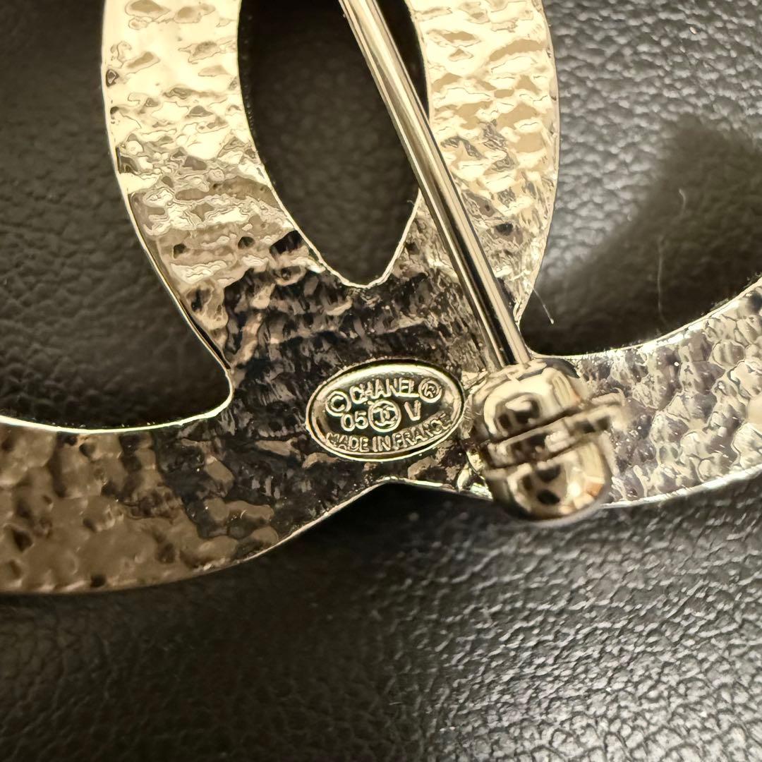 美品 シャネルブローチ CHANEL ピンブローチパールモチーフ ココマーク