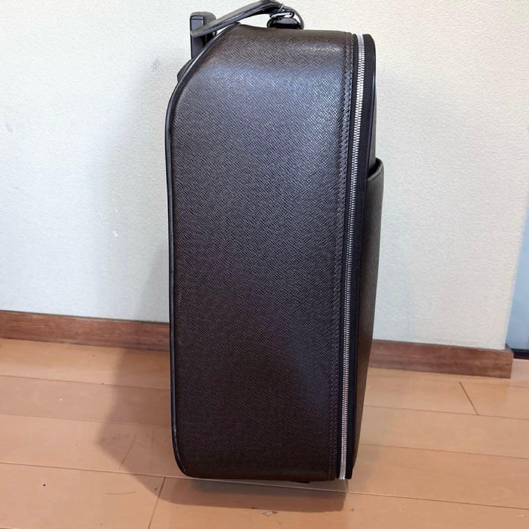 ルイヴィトン M23314 タイガ ペガス45 キャリーケース グリズリ