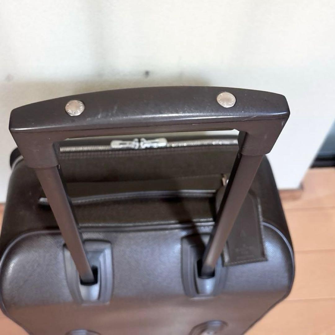 ルイヴィトン M23314 タイガ ペガス45 キャリーケース グリズリ