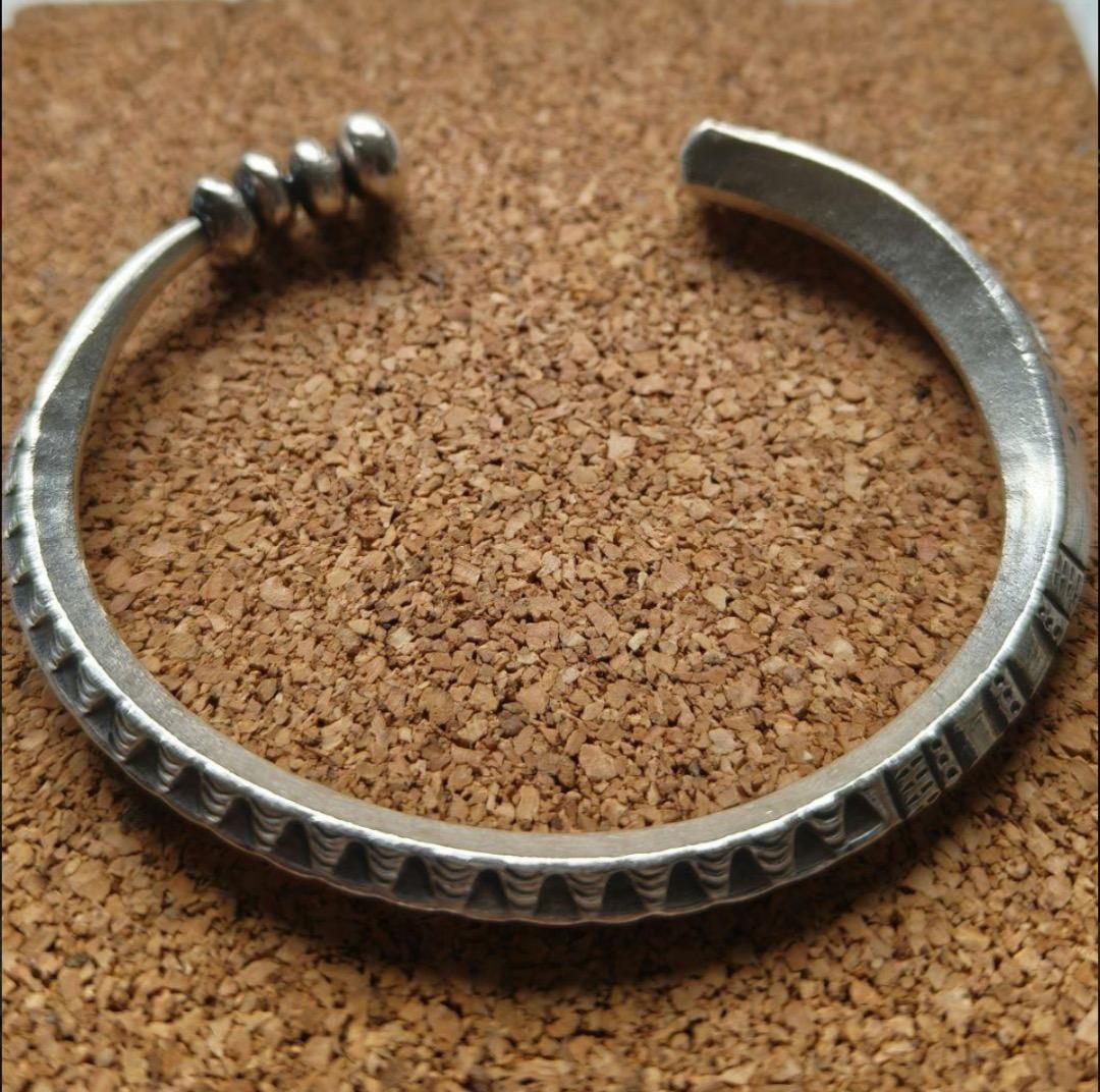 【新品現地買付】カレンシルバー バングル /カレン族/モチーフ/高純度