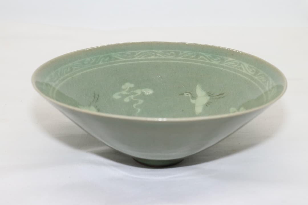 韓国人間文化財 柳海剛(柳根瀅) 高麗青磁 鶴文茶碗 共箱