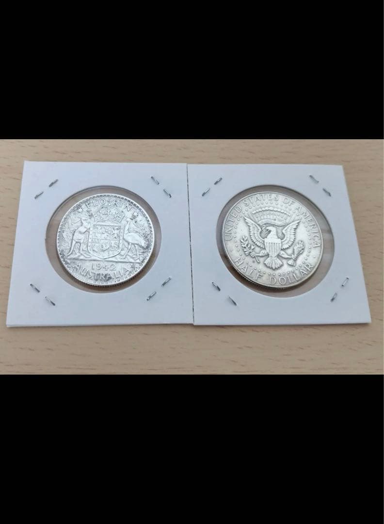 アメリカ銀貨4枚と聖ジョージと竜退治クラウン銀貨を含む銀貨9枚