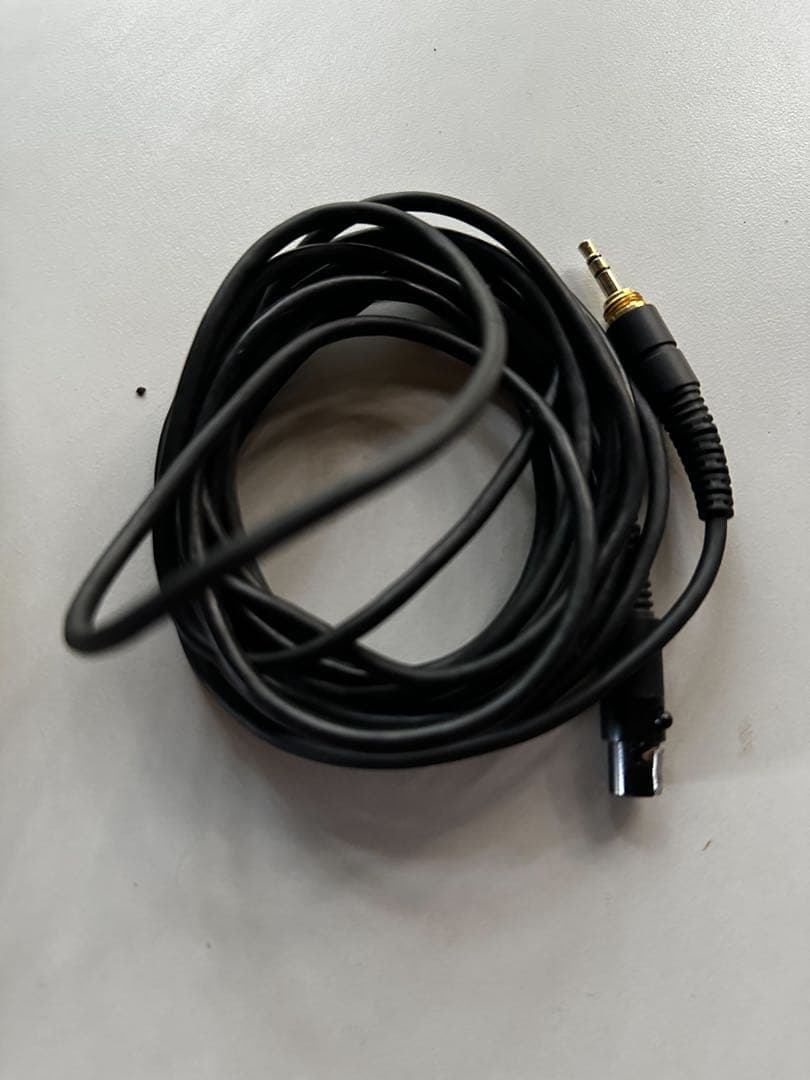 ヘッドホン AKG K702