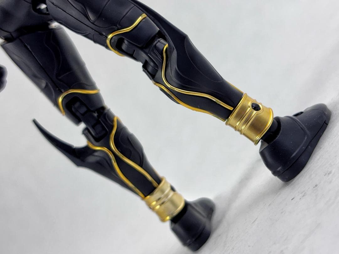 フィギュアライズスタンダード 仮面ライダークウガ アルティメットフォーム