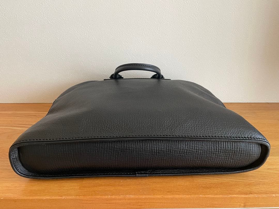 新品　Felisi フェリージ　レザーブリーフケース