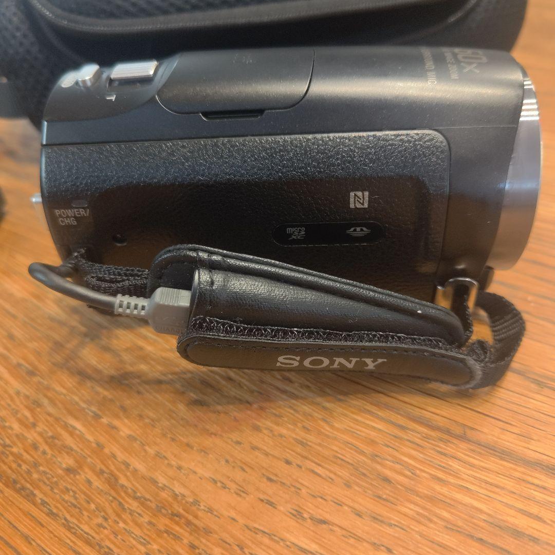 SONY HDカメラ HDR-CX670とバッテリー2個、専用純正ケースのセット