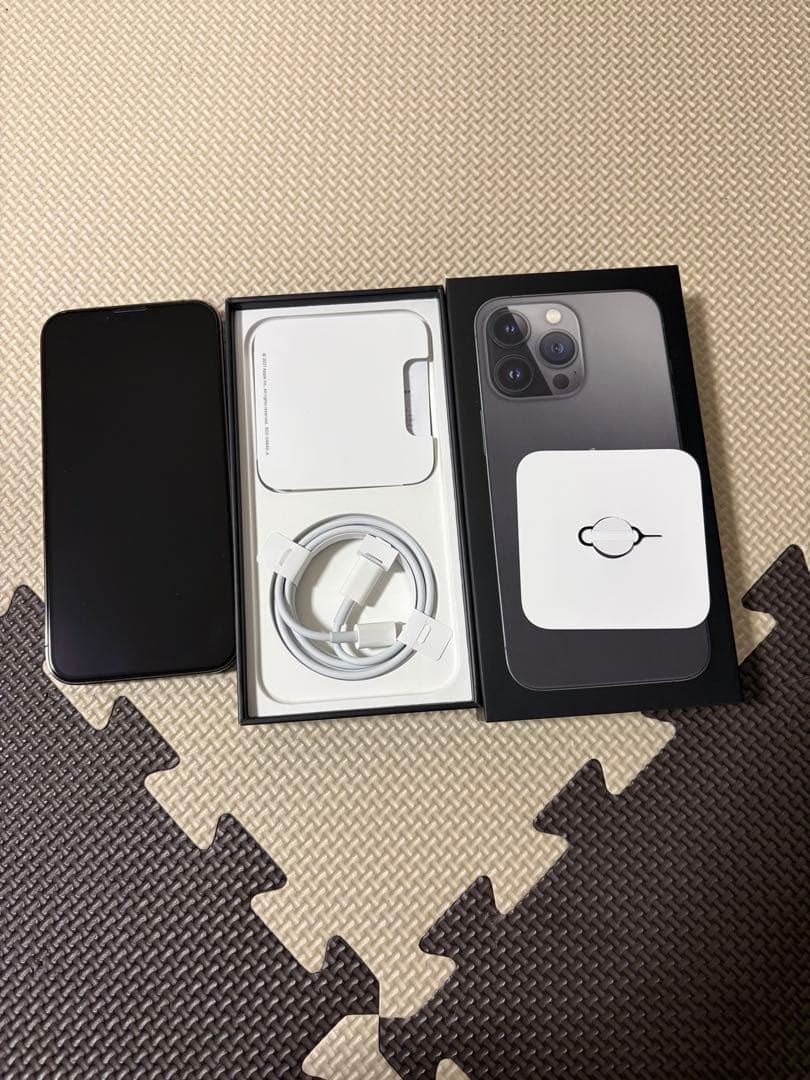 Apple iPhone 13 Pro グラファイト 本体 256GB