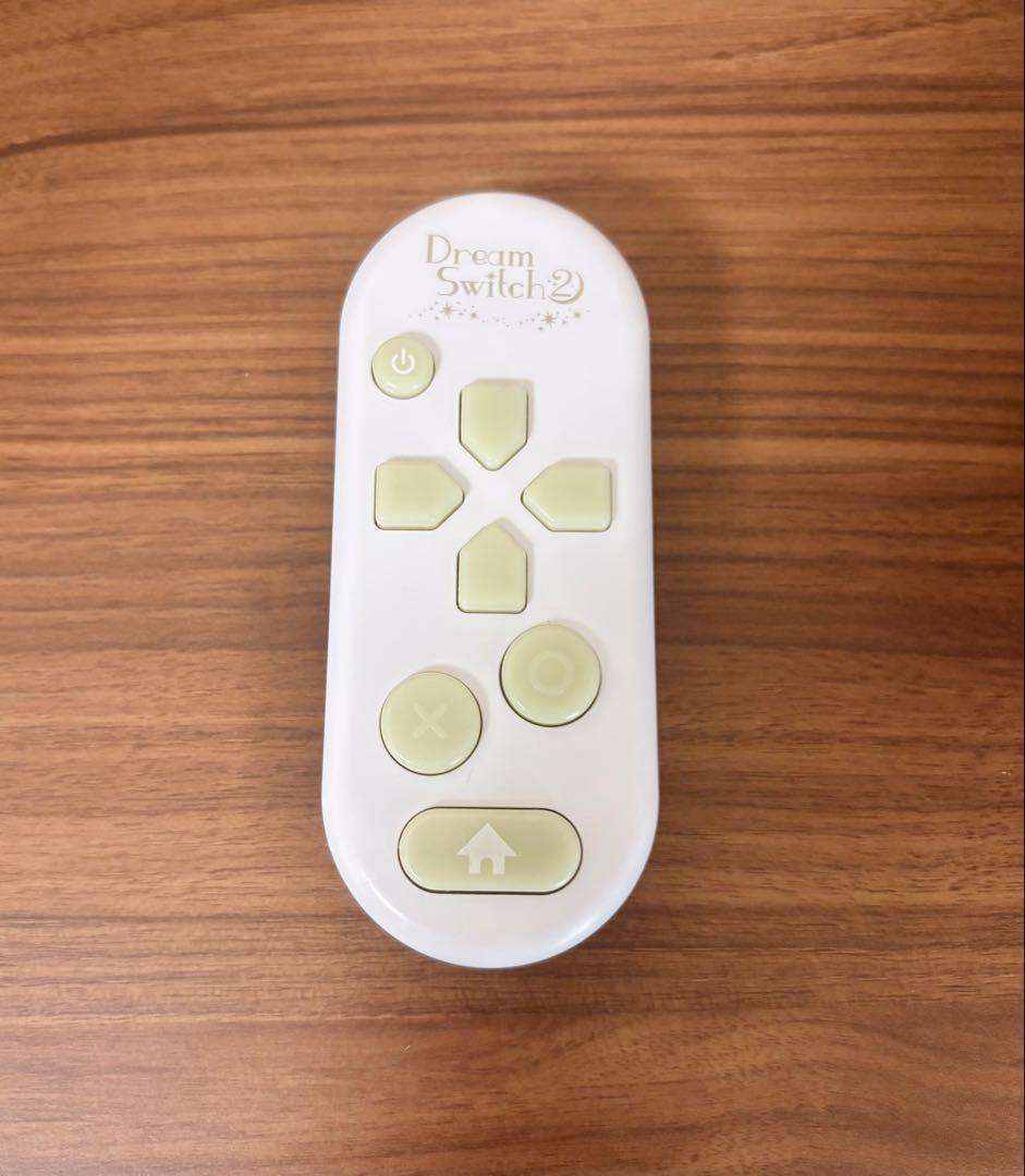 ドリームスイッチ2 ディズニー&ピクサーキャラクターズ　箱付き　説明書あり