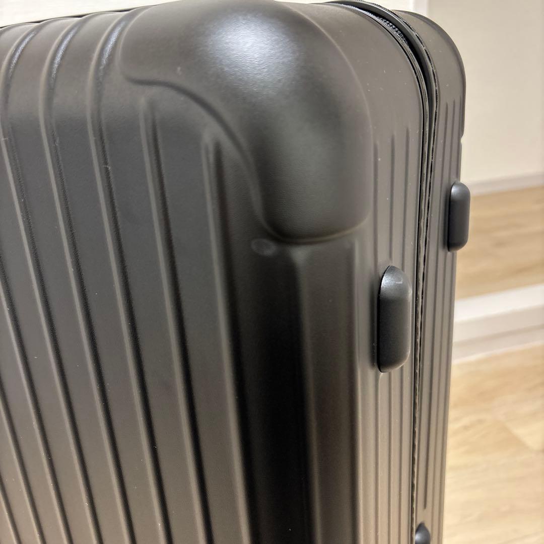 RIMOWA Essential チェックインL