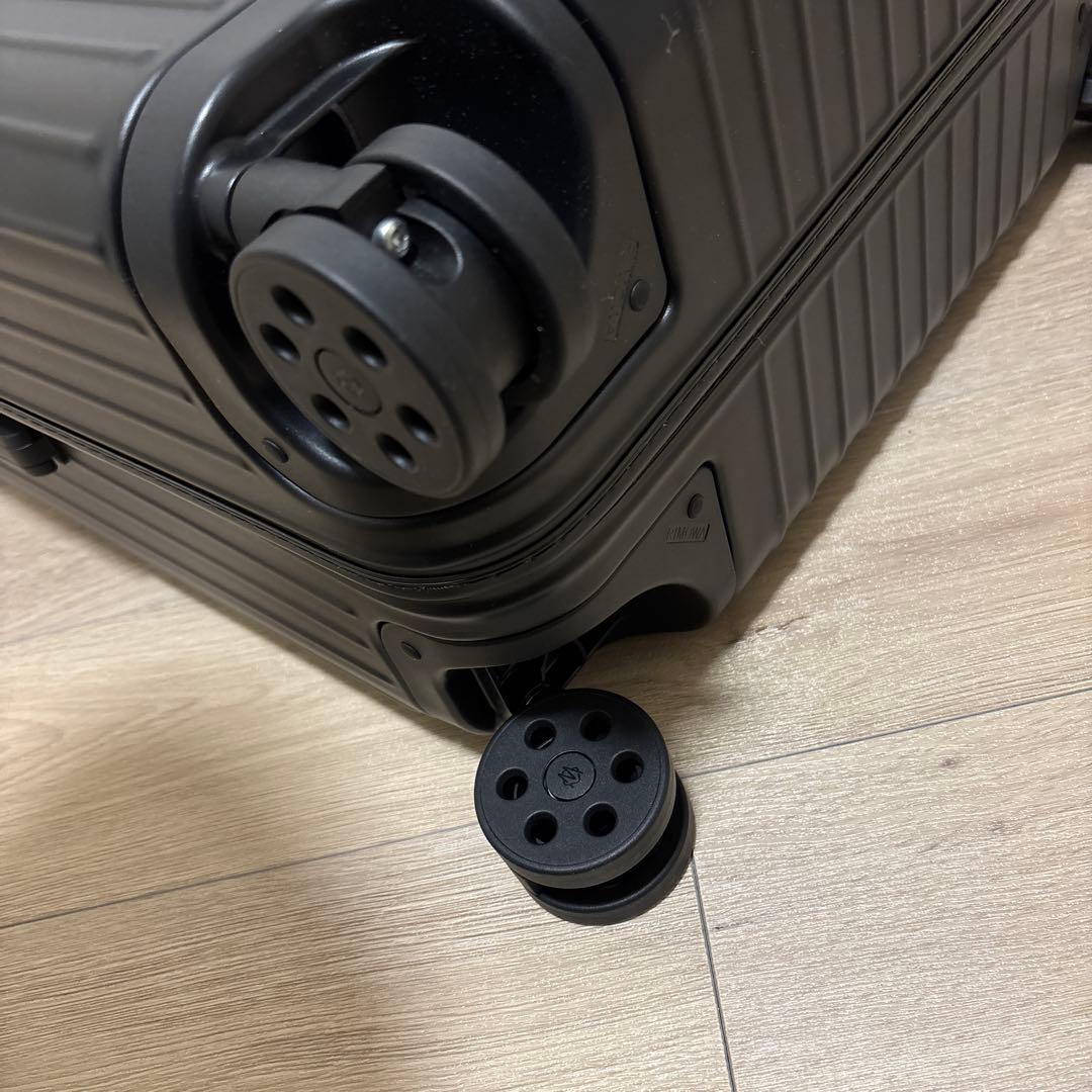 RIMOWA Essential チェックインL