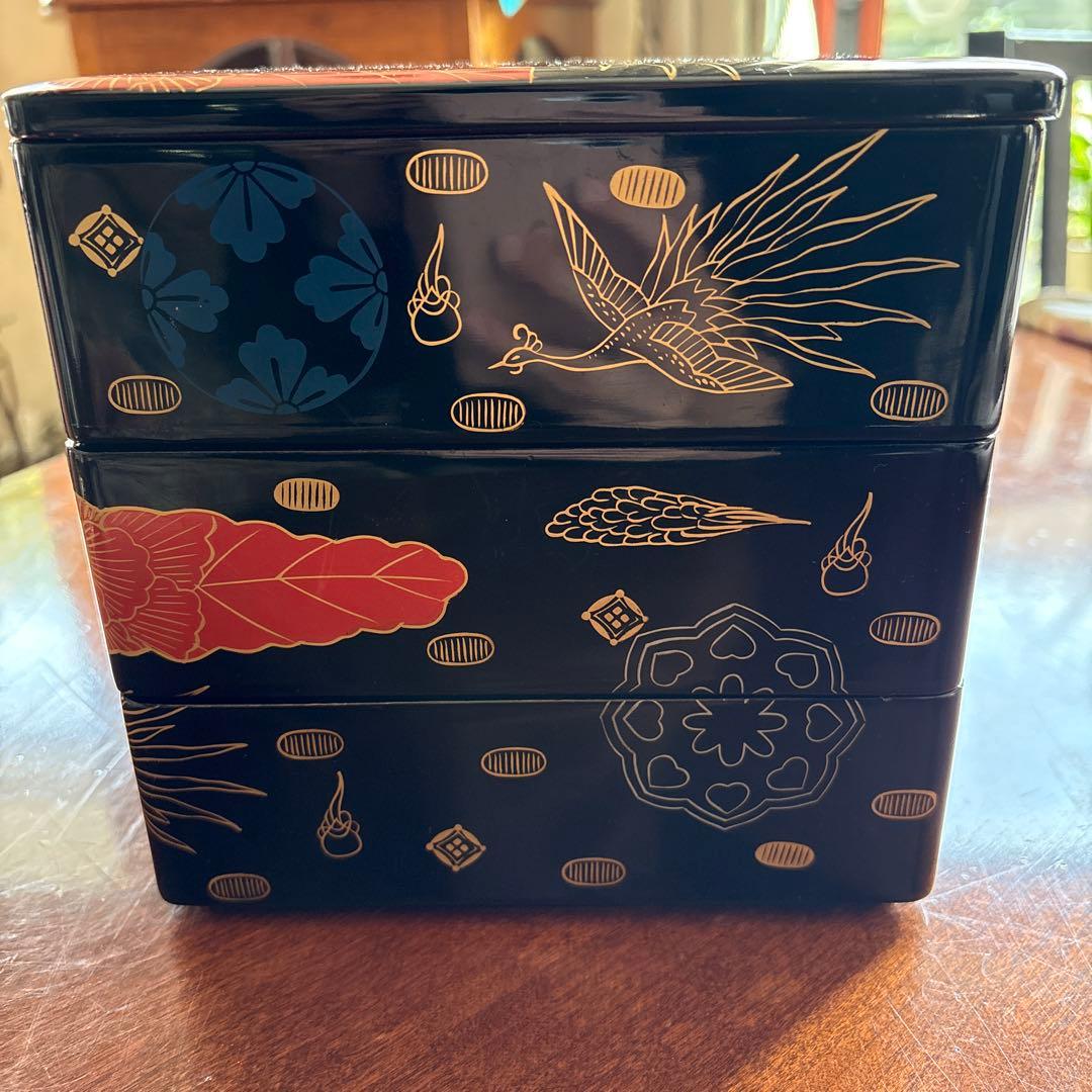 本漆会津塗　「錦絵文」　三段重箱　花柄 鶴 黒