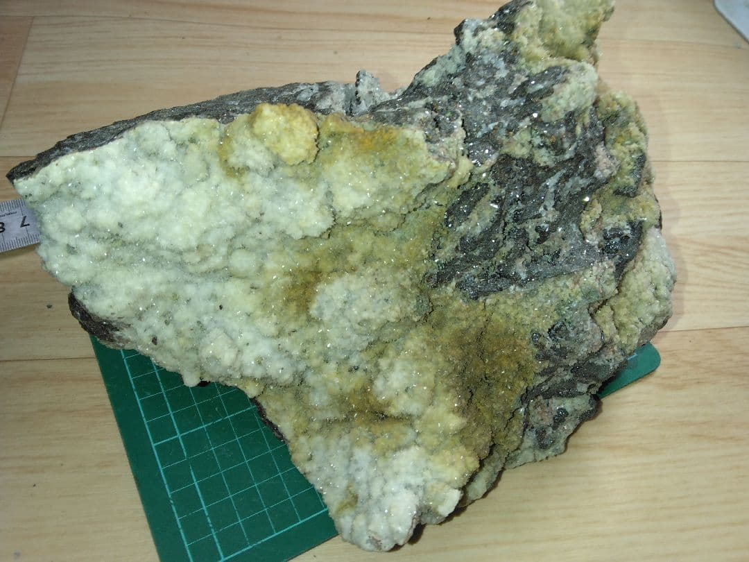 国産鉱物標本　亜鉛鉱？　大型標本