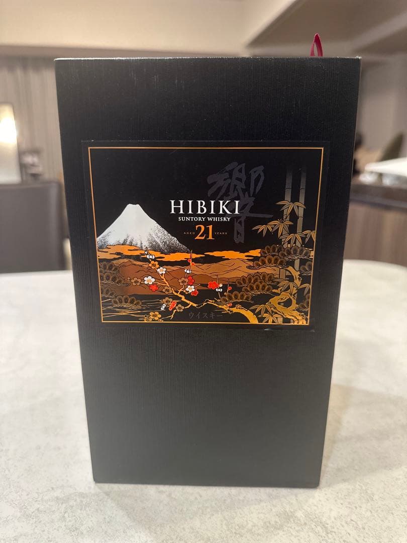 【新品☆未開栓☆限定品 】☆サントリー 響21年☆意匠ボトル〈花鳥風月〉