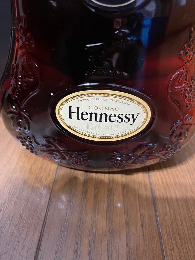 ヘンネシ-xo黒キャップ100cl 箱付き