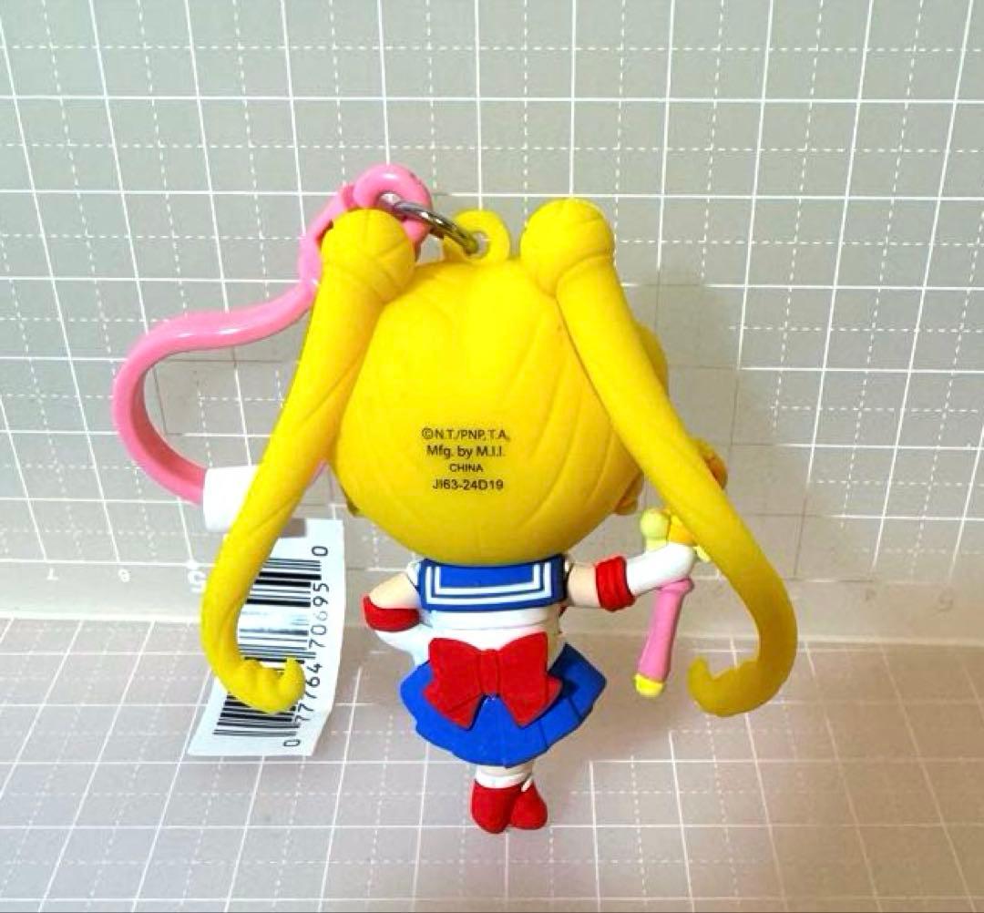 限定品♡美少女戦士セーラームーン　フィギュア　セーラームーンs バッグクリップ