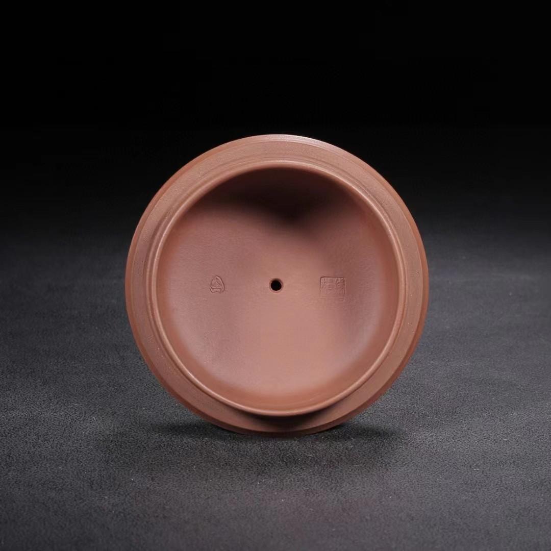 中国古美術・双龍戯珠紫砂壺・底款吳群祥紋・宜興原鉱・朱泥急須・茶壺・茶道具・置物