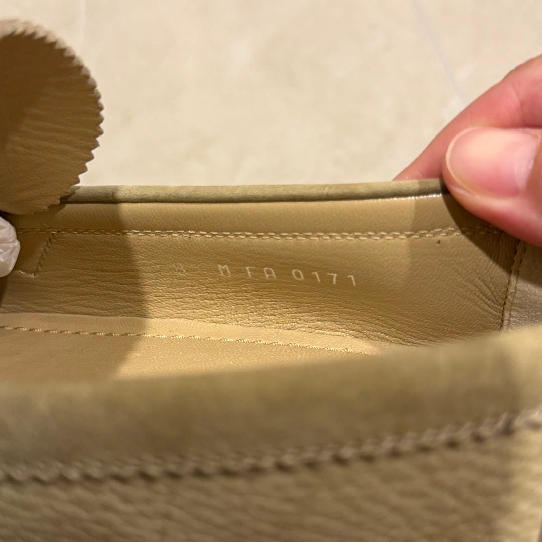 Louis Vuitton ベージュ モカシン size8