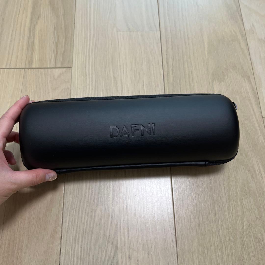 新品 未使用 DAFNI ヘアアイロン ブラシヘアアイロン ダフニ ブラシ型