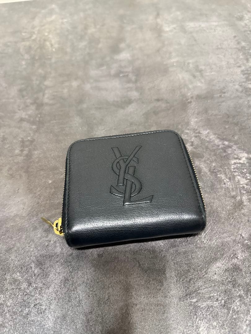 YSLロゴ財布　YSL ブラックレザー 二つ折り財布箱付き